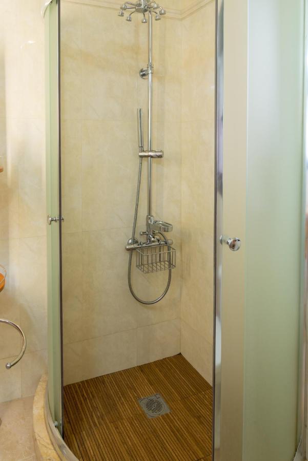 Bow Lux Apartments Artemida  Luaran gambar